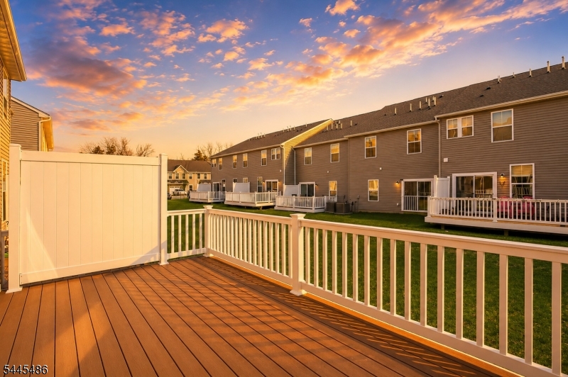 Promenade At Somerset - Residential