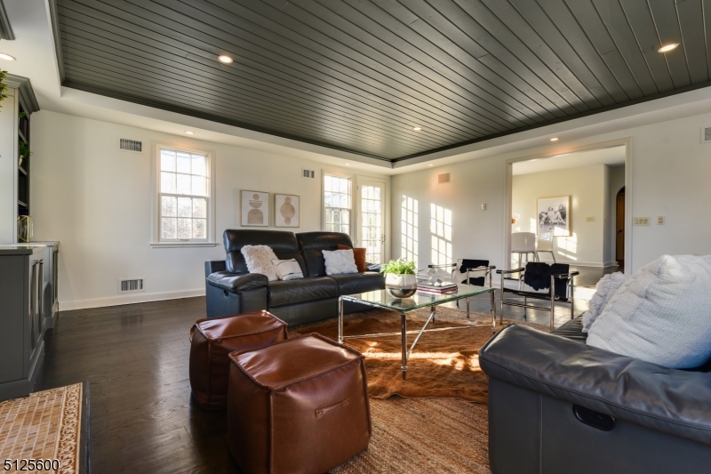 Old Short Hills - Residential