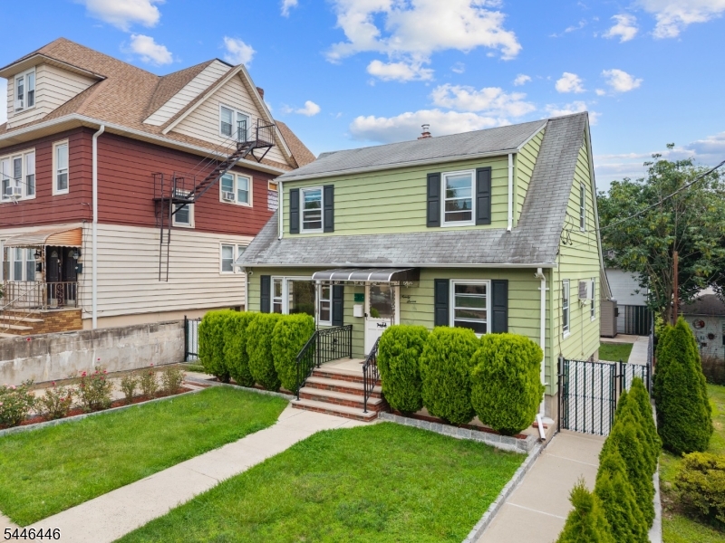 Dutch Hill - Residential