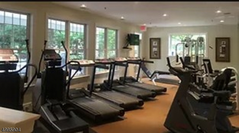 Four Seasons - Residential