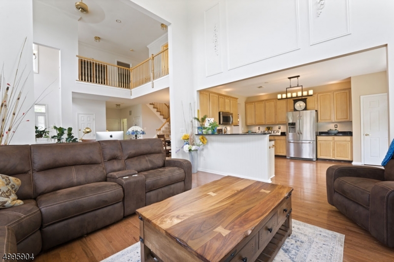 Four Seasons - Residential