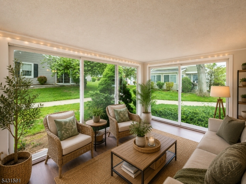 Rossmoor - Residential