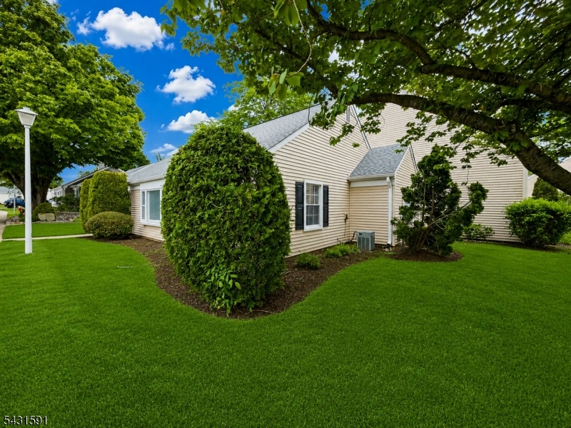 Rossmoor - Residential