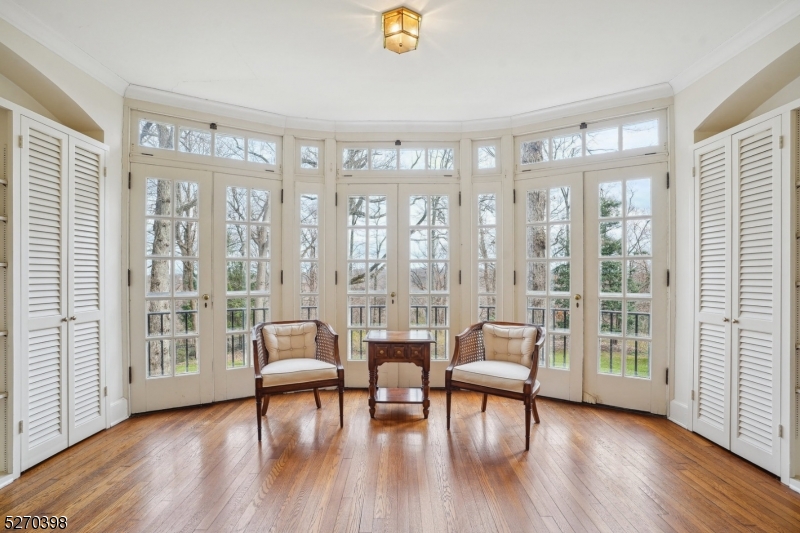Circle of Friends - Residential