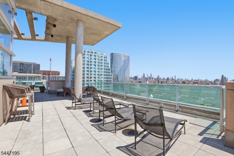Shore Club - Residential