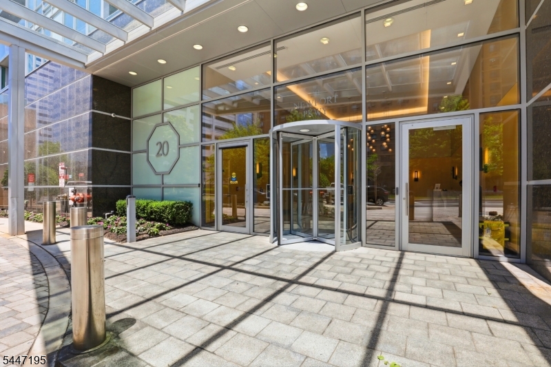 Shore Club - Residential