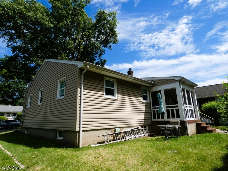 Near Trains - Residential
