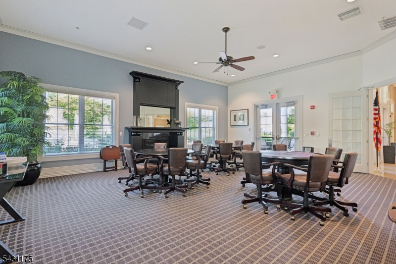 Four Seasons Promenade - Residential