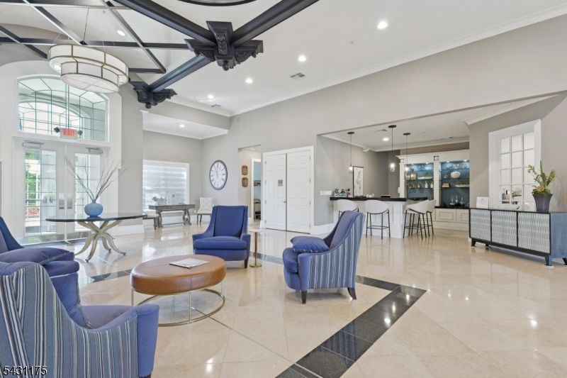 Four Seasons Promenade - Residential