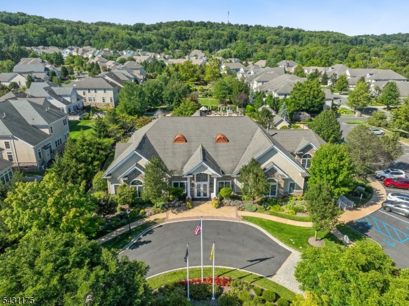 Four Seasons Promenade - Residential