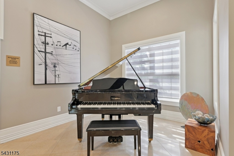 Four Seasons Promenade - Residential