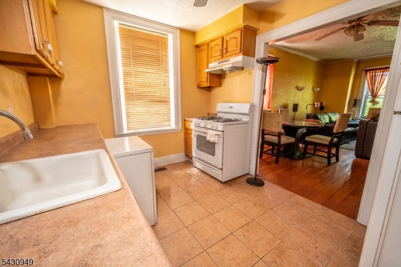 Romaine Arms Condominium - Residential