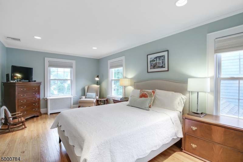 Milton Avenue - Residential