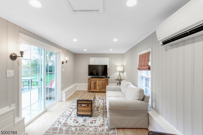 Milton Avenue - Residential