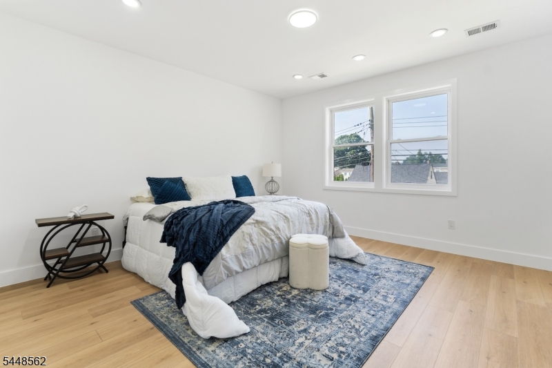 Mount Prospect Park - Residential