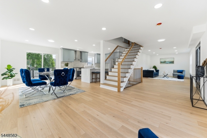 Mount Prospect Park - Residential