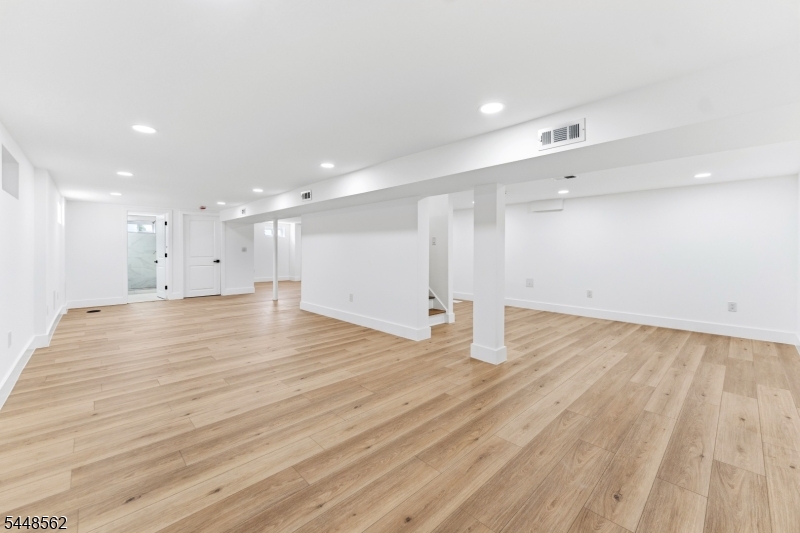 Mount Prospect Park - Residential