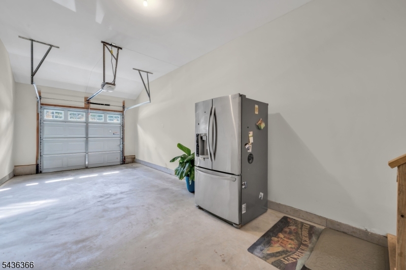 Morris Chase - Residential Lease