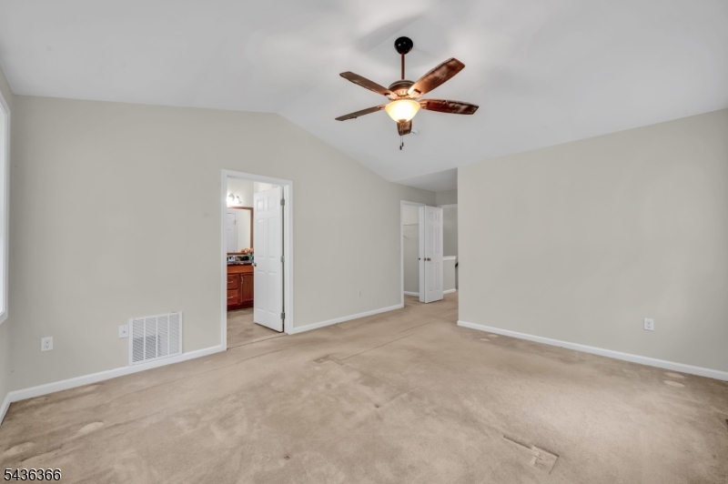 Morris Chase - Residential Lease
