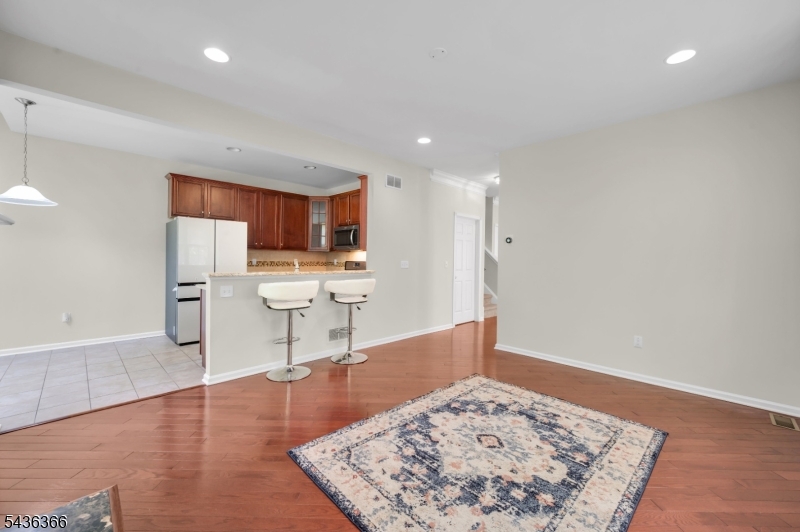 Morris Chase - Residential Lease
