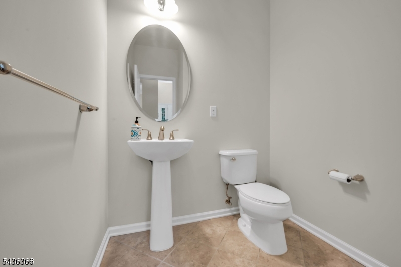 Morris Chase - Residential Lease