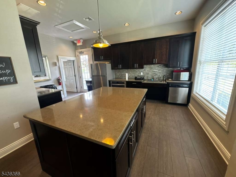 Morris Chase - Residential Lease
