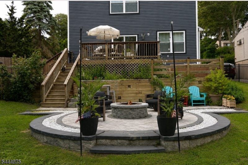 White Meadow Lake - Residential