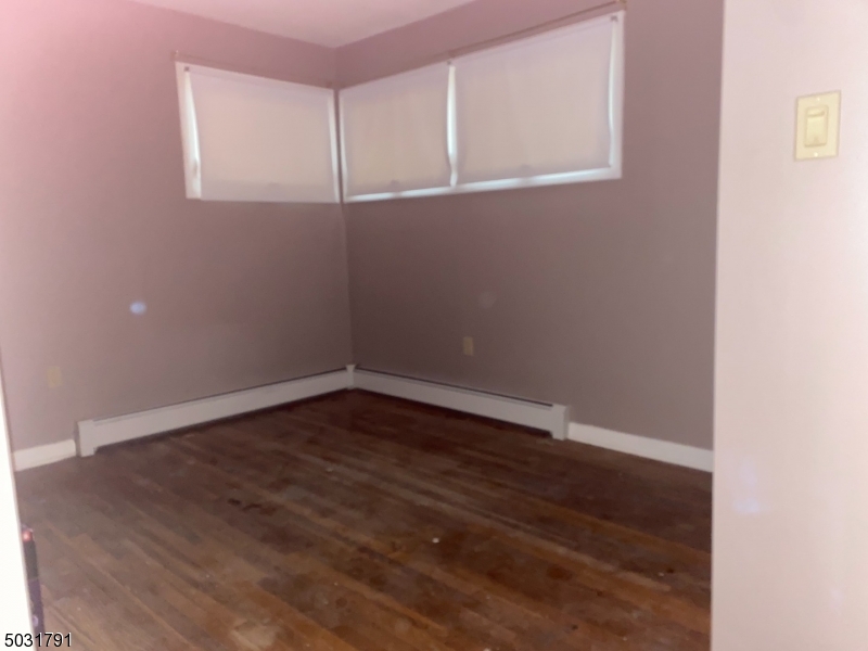 Oak Ridge / Milton Section - Residential