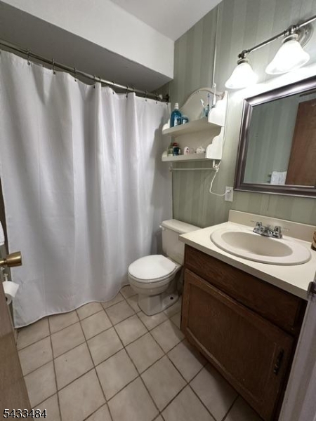 By TRAIN - Residential Lease