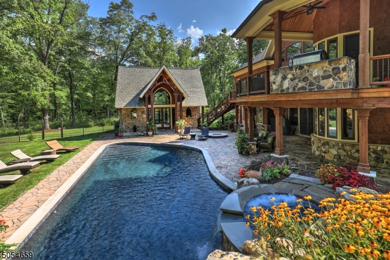 Pottersville - Residential