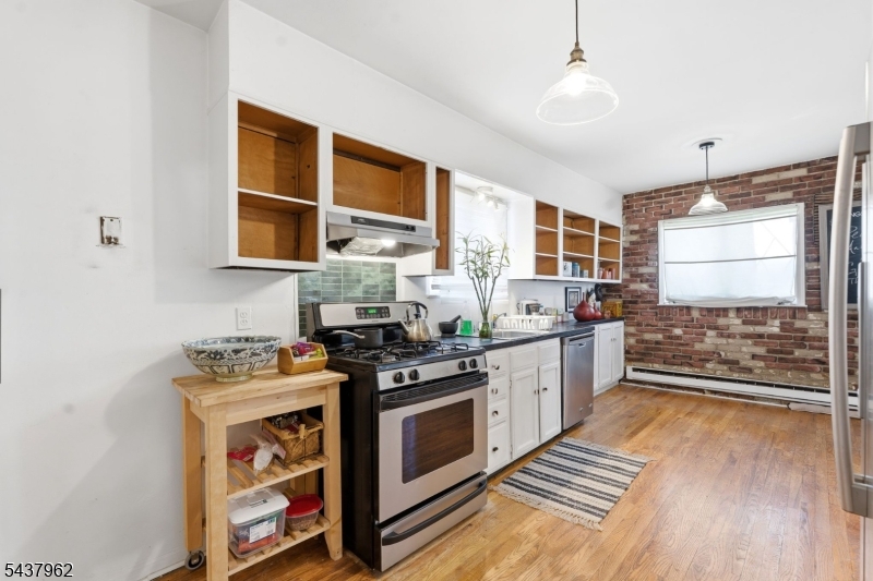 Ivy Hill - Residential
