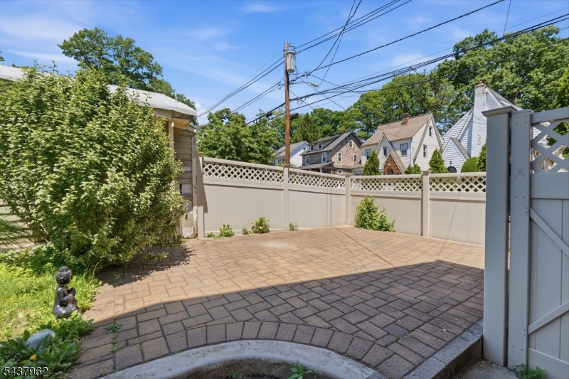 Ivy Hill - Residential