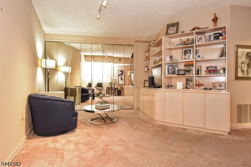 Breckenridge - Residential