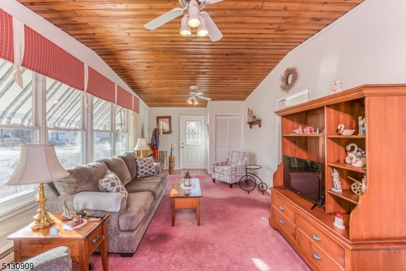 White Meadow Lake - Residential