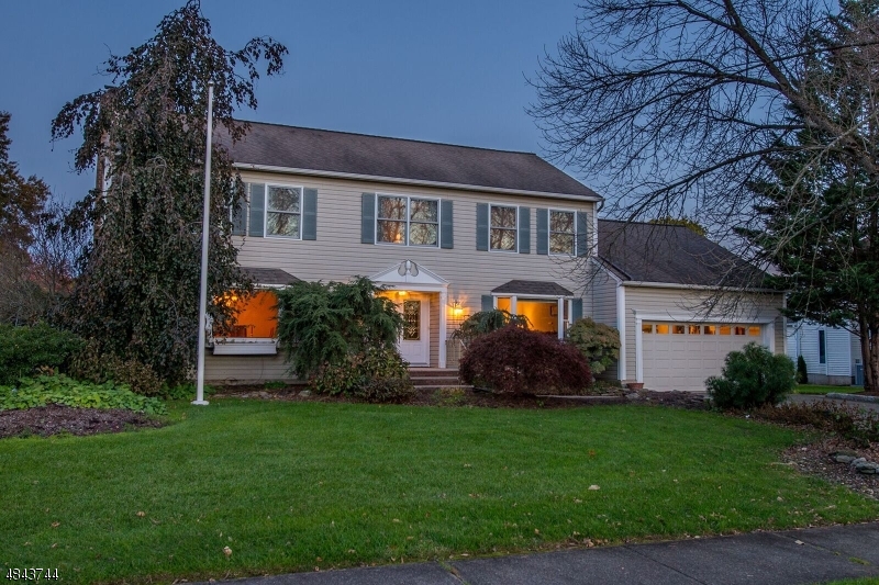 Welcome to 40 Camillo Dr this 5 bed 2.1 bath Colonial home is awaiting it's new owner(s). The home features inlaid h/w floors in D/R,h/w floors  in L/R,tile floor in kitchen. Partially finished basement w/ dry bar, workshop, pool room and lounge area. Amazing outdoor living to include Pergola with fire pit, in-ground heated pool with new liner (has a 25yr warranty), Koi pond, back deck with built in natural gas grill overlooking the pool. Enjoy a staycation in this serene setting.Close to major highways, parks, schools and YMCA.