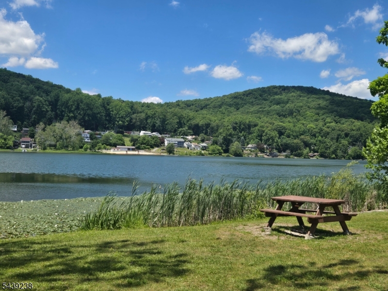 Mountain Lake - Residential