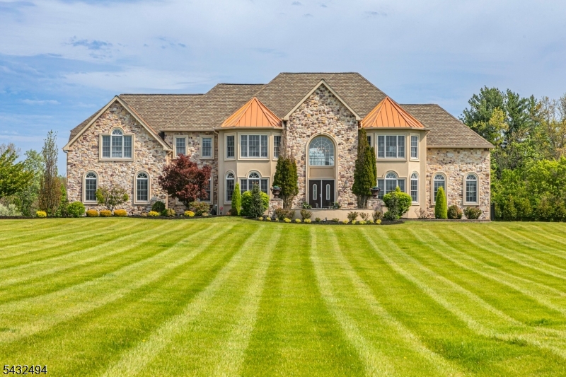 Milestone Manors - Residential