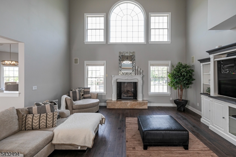 Milestone Manors - Residential