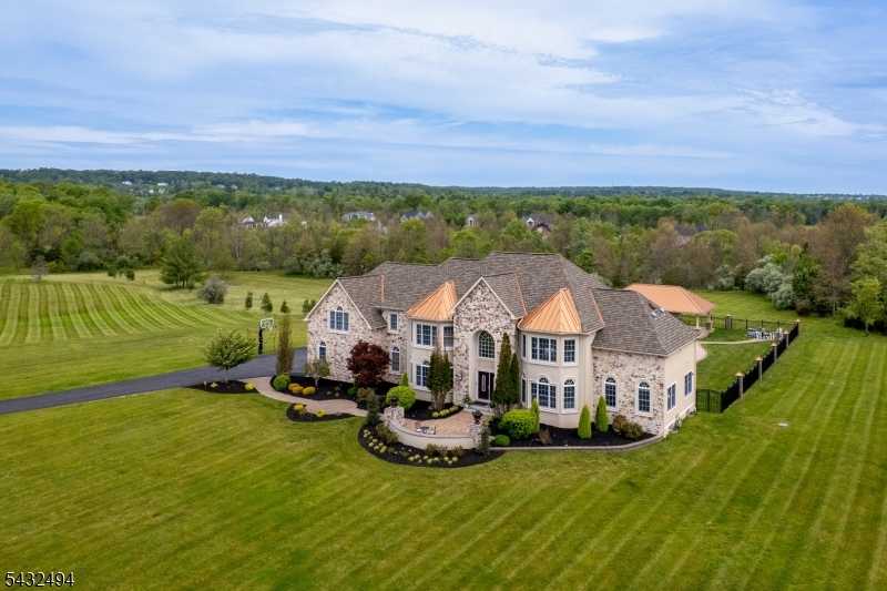 Milestone Manors - Residential