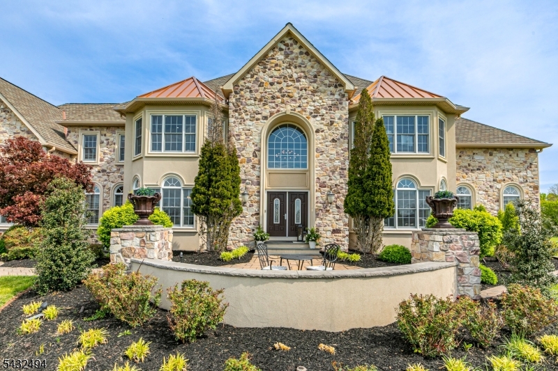 Milestone Manors - Residential