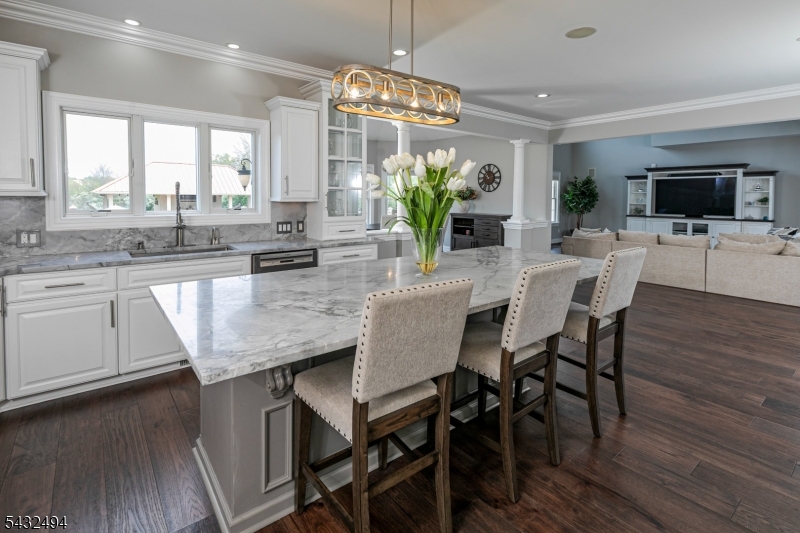 Milestone Manors - Residential