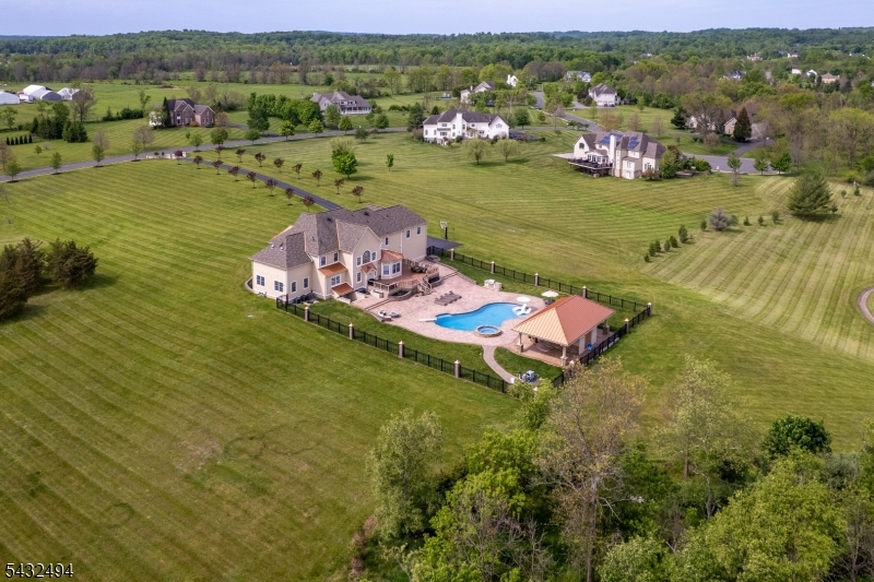Milestone Manors - Residential