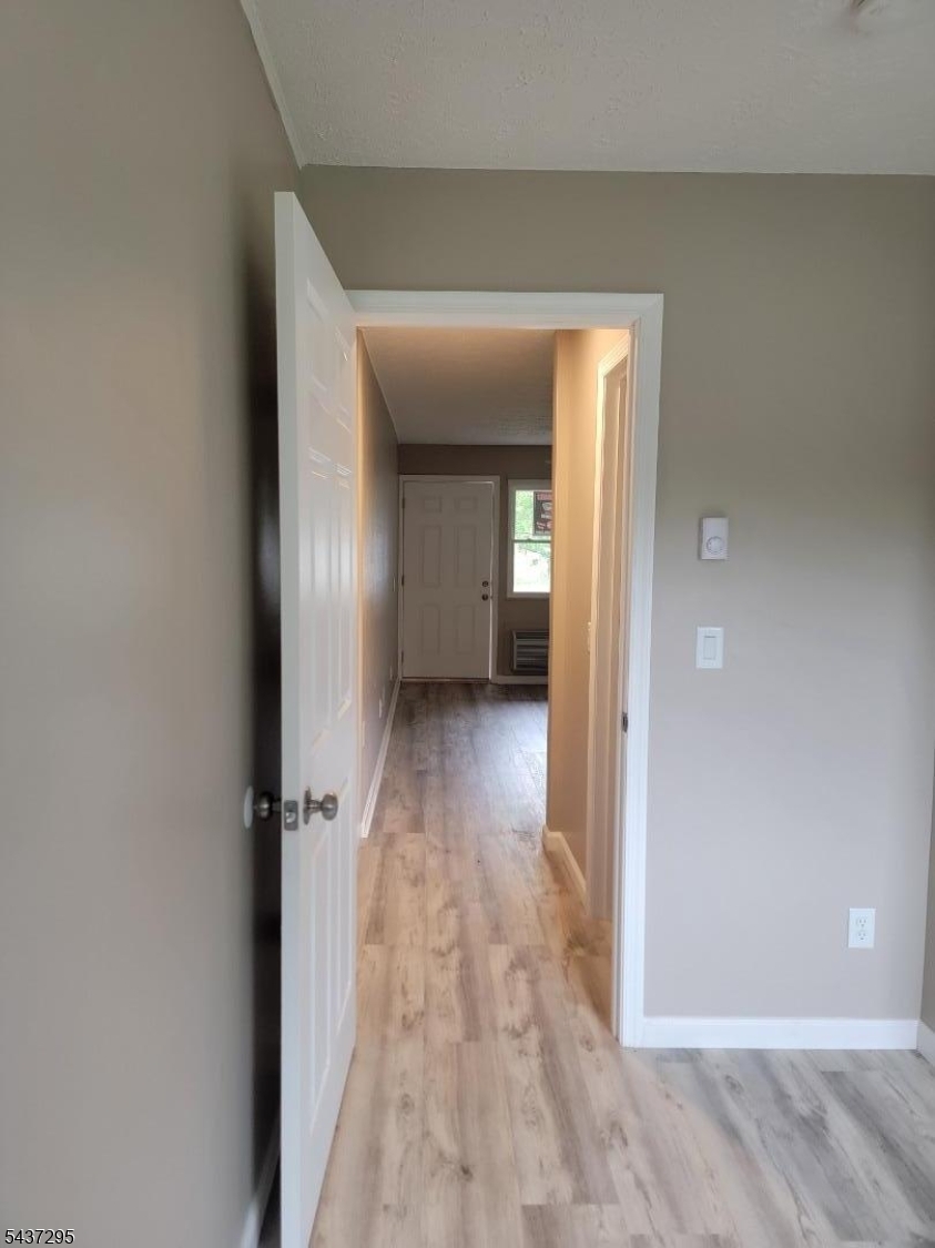 HIGH POINT COUNTRY CLUB - Residential Lease