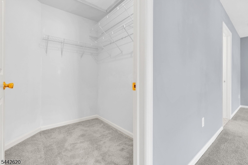 Preserve at Mazdabrook - Residential