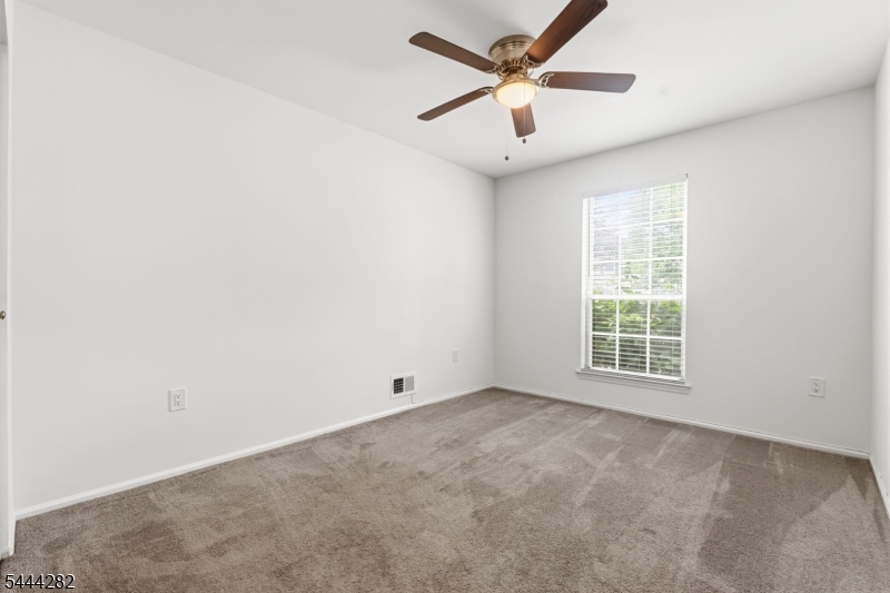BEACON HILL - Residential