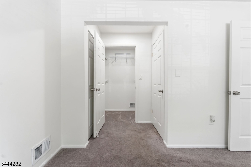 BEACON HILL - Residential