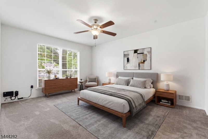 BEACON HILL - Residential