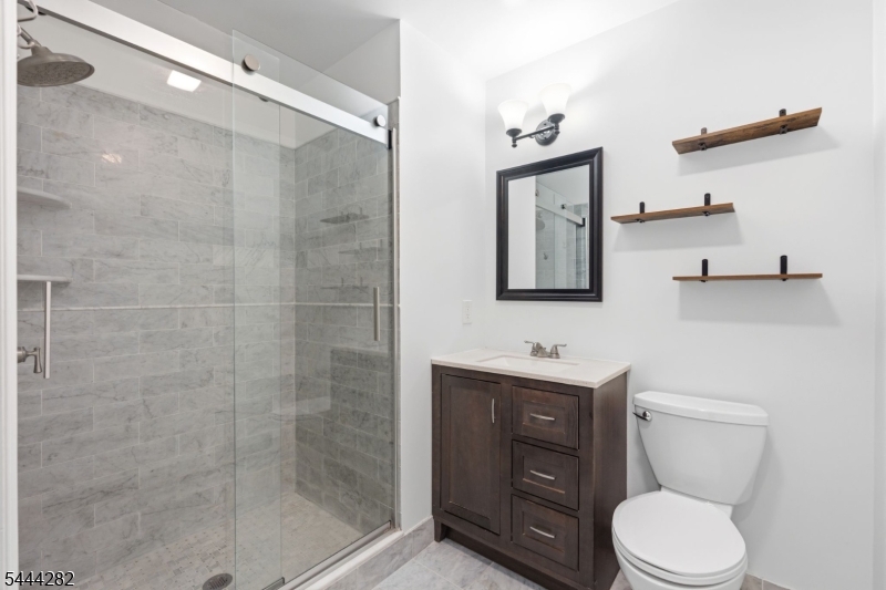 BEACON HILL - Residential