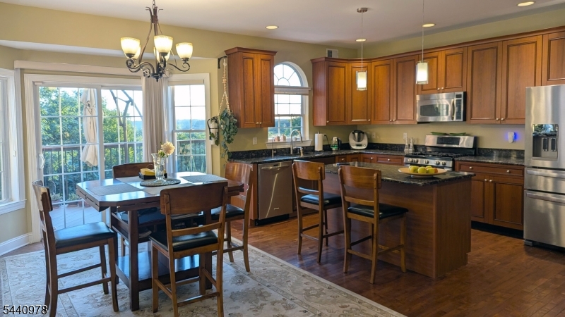 Lake Hopatcong/The Peaks - Residential