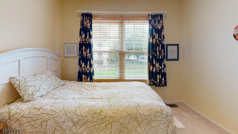 Glenbrooke at Bridgewater - Residential